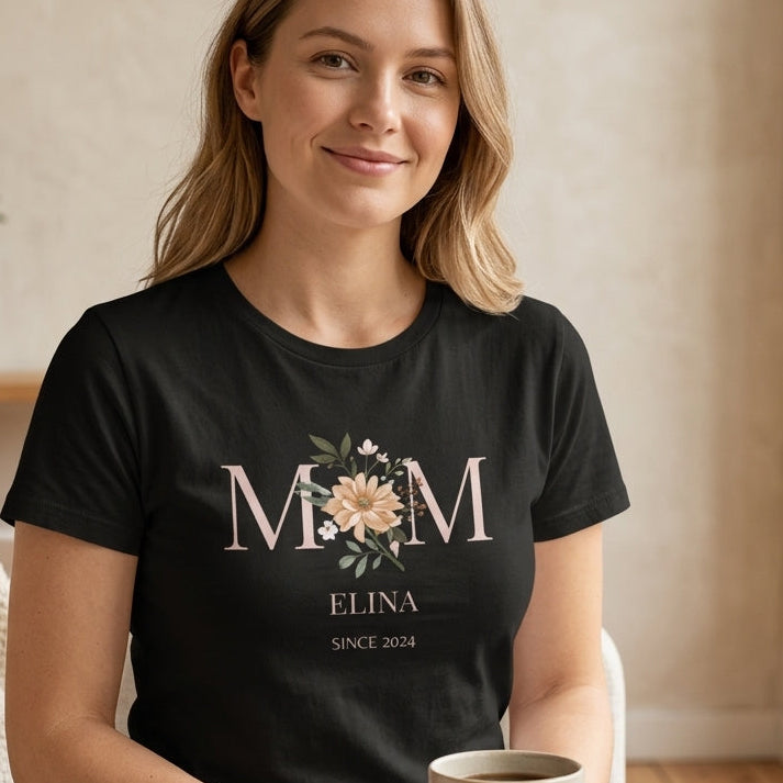 Personalisiertes MOM Shirt mit Blumen & Wunschname